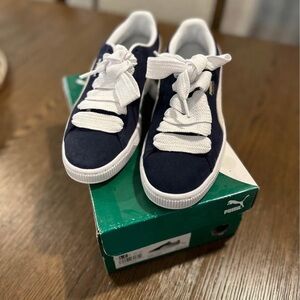 Puma Kids Dark Blue and White Sneakers